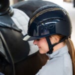 Lifestyle foto Rijhelm BR Zeta Starlight Navy/Gunmetal