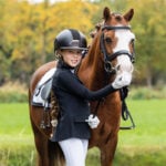 Lifestyle foto Wedstrijdjas QHP Amilara Junior