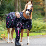 Lifestyle foto Winterdeken QHP Isalyn Unicorn Dream