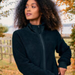 Lifestyle foto Teddy Vest Montar MoEbba Zwart