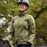 Lifestyle foto Softshell Jas LeMieux Celine Willow Green