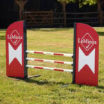 Weide foto Hobby Horse Hindernis LeMieux Chili Red