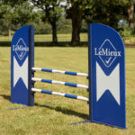 Weide foto Hobby Horse Hindernis LeMieux Benetton Blue